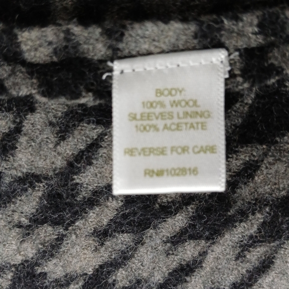 Garnet Hill Asymmetrical Boiled Wool Coat. Ladies Size 8 - Picture 6 of 10